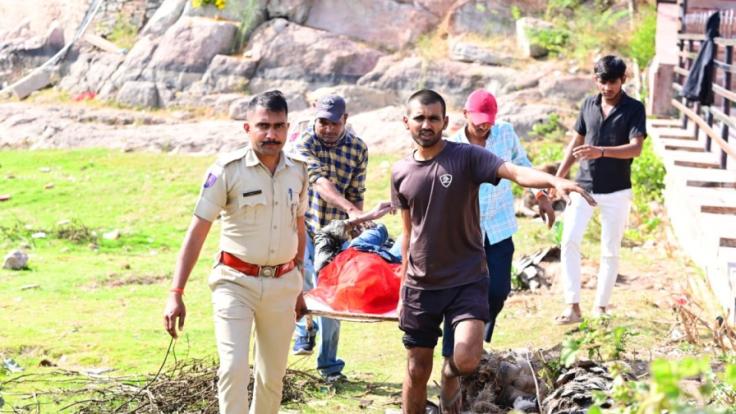 WhatsApp Image 2025-11-11 at 4.38.10 PM-UGG6qP2qKI.jpg